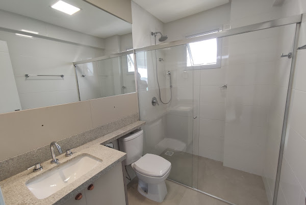 AVS Vidraçaria- Alumínio - Vidros - Serviços| Box | Esquadrias| Coberturas | em Balneário Camboriú