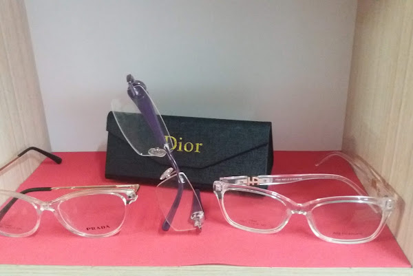 Foto 1 Ótica modelo