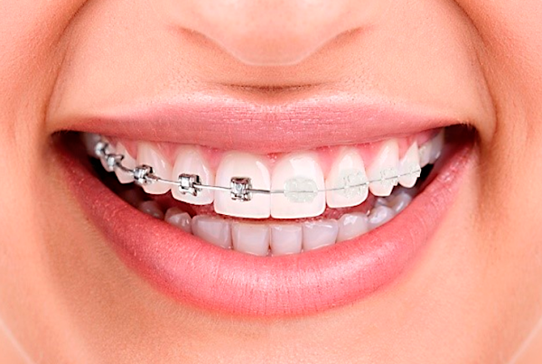 DANIELLA SÁ ODONTOLOGIA