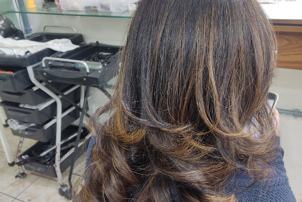 Foto 1 Nill Cabeleireiros