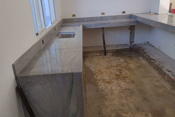 Foto 1 Marmoraria Ubatuba rocha