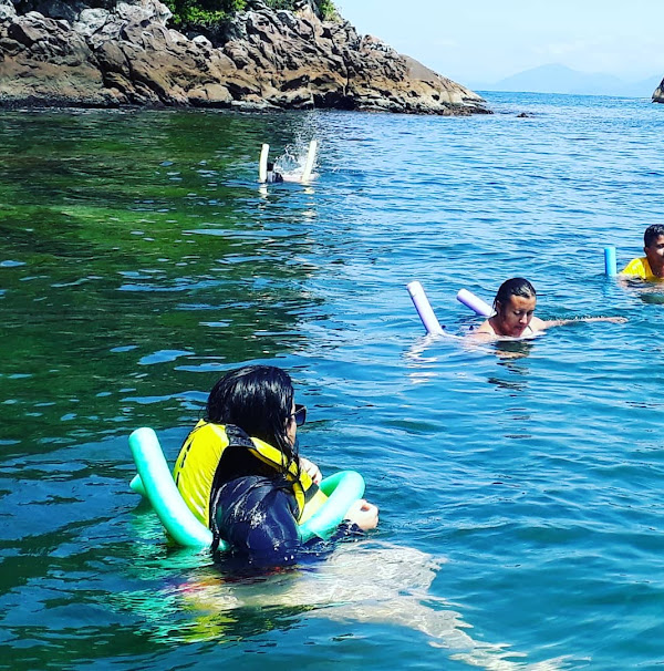 Foto 3 Passeios de Lancha Ubatuba - Boat Mestre Arildo Foto 3 Passeios de Lancha Ubatuba - Boat Mestre Arildo