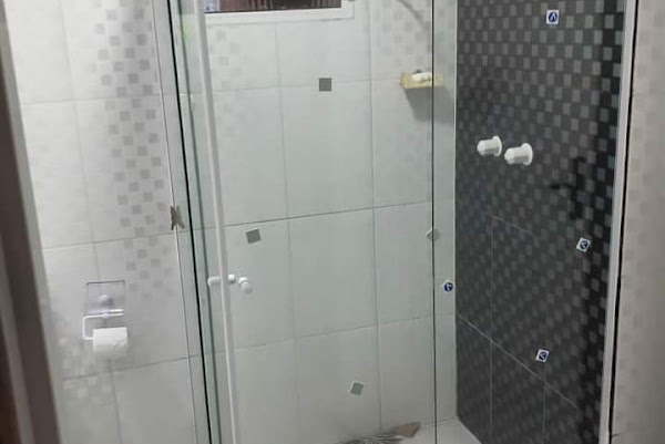 Foto 1 VIDRAÇARIA BARREIROS