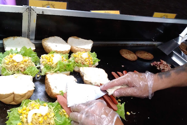 Foto 2 Manda chuva lanches