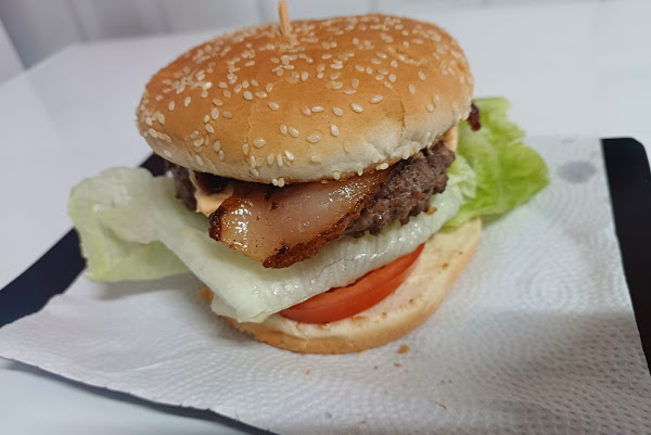 Foto 3 THAILU HAMBURGUERIA ARTESANAL