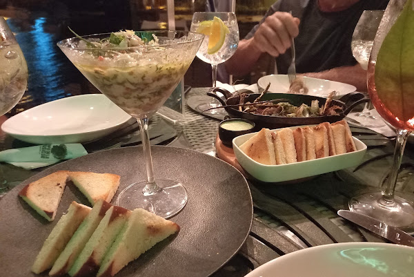 Foto 1 Cafe de la Musique Ubatuba