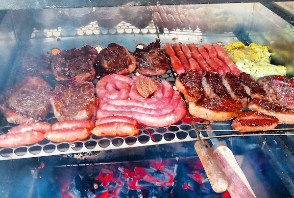 Cozinheiro e Churrasqueiro Ubatuba