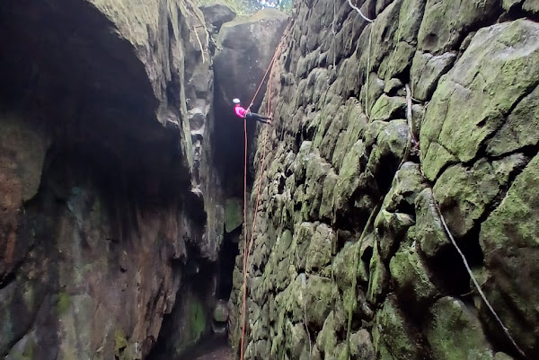 Foto 1 Gruta das Andorinhas