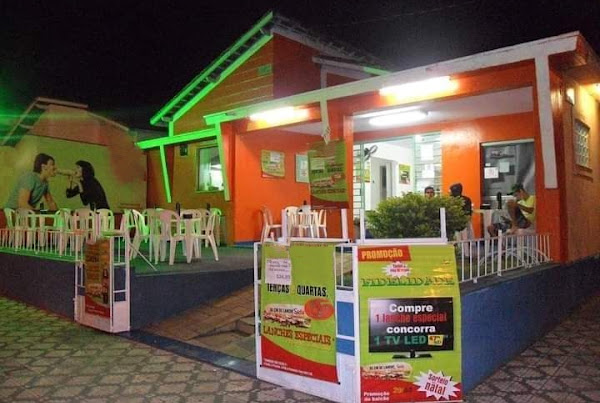 A Grande Família Lanches