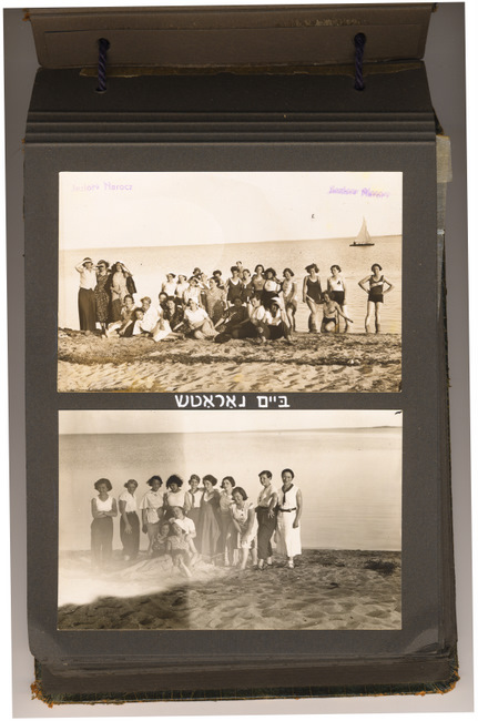 yarg120poalbum42_8233-8234