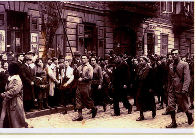 yarg1400_Bund_May_Day_Warsaw