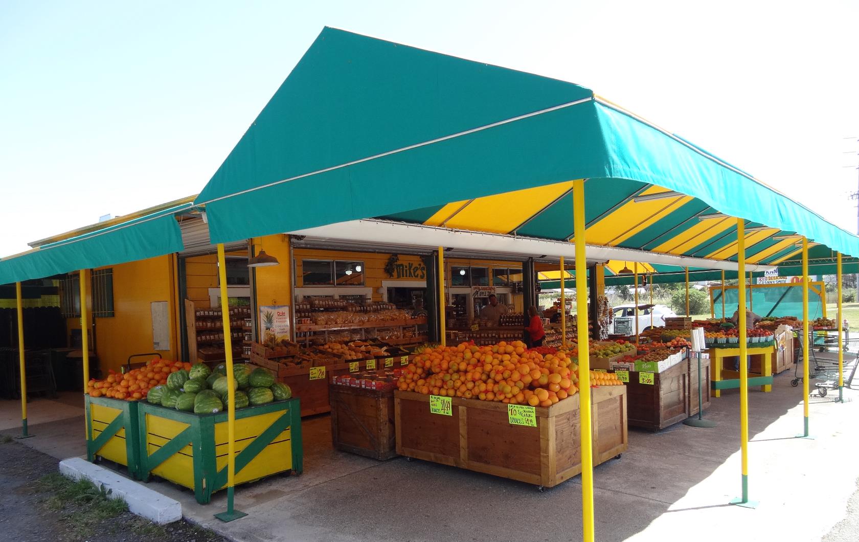 You leave Hiway 101 onto River Road just north of Santa Rosa. About 1/2 mile in is Mike's Fruit Stand, always the first stop of the journey.